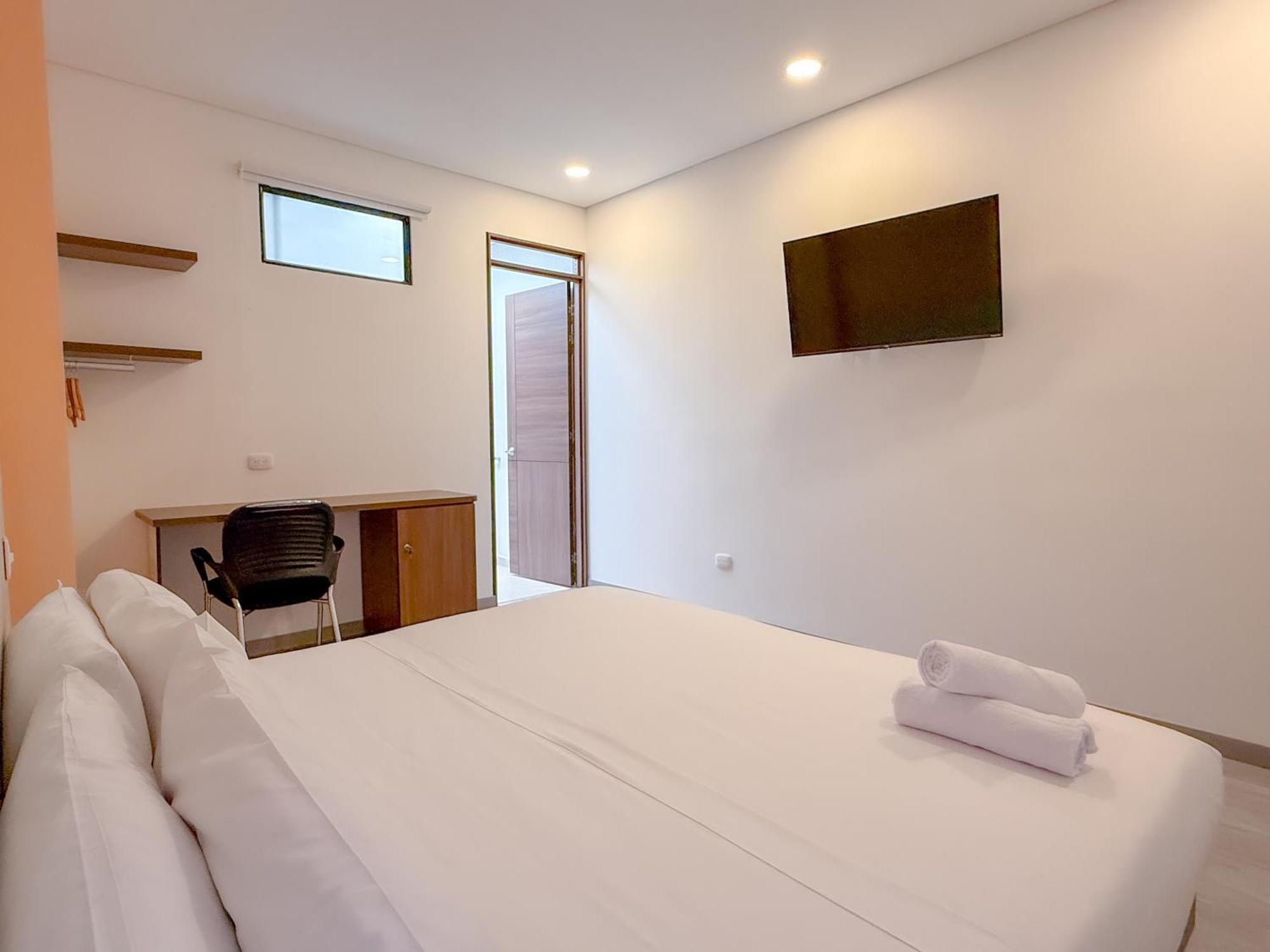 Regency La Feria Hotel